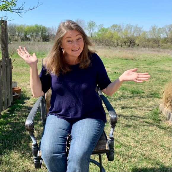 Meet your Posher, Rebecca - Picture 1 of 5